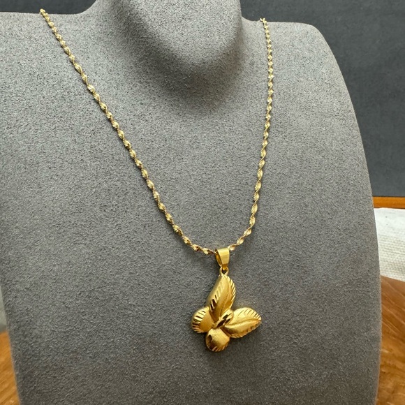 Butterfly jewelry Set, Gold Jewelry Set, Jewelry Set for Women, gift For Her - Picture 3 of 5